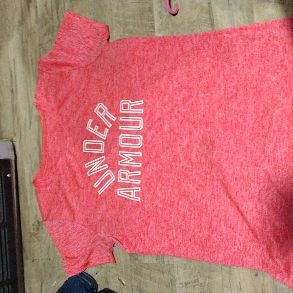 Under armour shirt